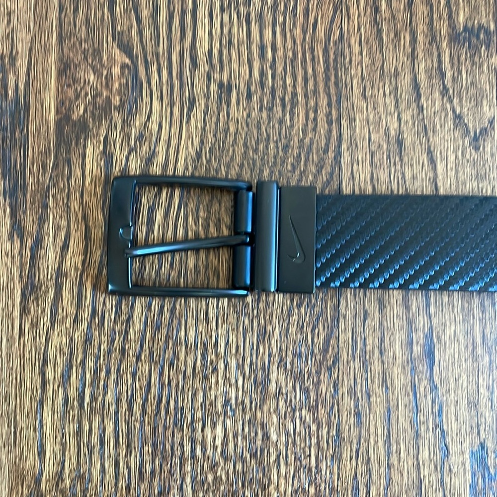 Men’s Nike 34in Black/White Leather Reversible Golf Belt